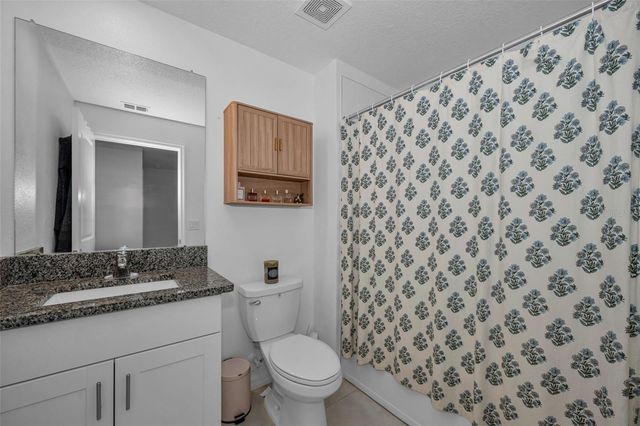 8291 CRESCENT OAKS DRIVE, New Port Richey, FL 34655