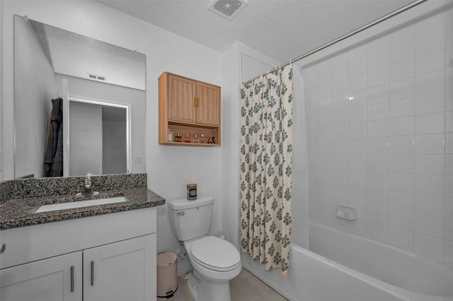 8291 CRESCENT OAKS DRIVE, New Port Richey, FL 34655