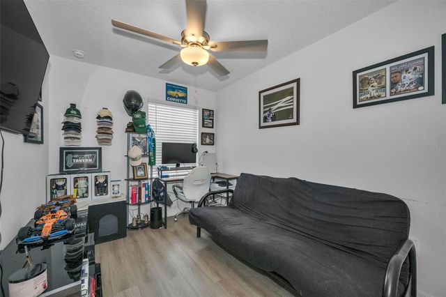 8291 CRESCENT OAKS DRIVE, New Port Richey, FL 34655
