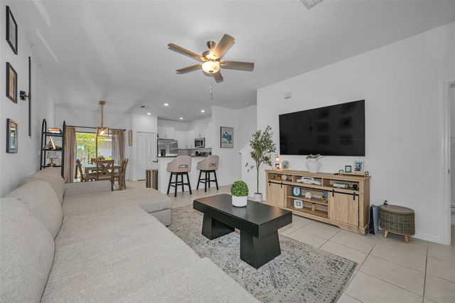 8291 CRESCENT OAKS DRIVE, New Port Richey, FL 34655