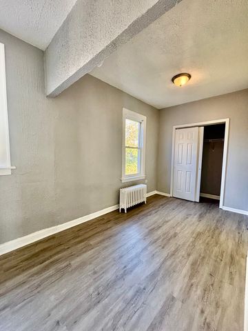 9737 S Avenue N 2R, Chicago, IL 60617