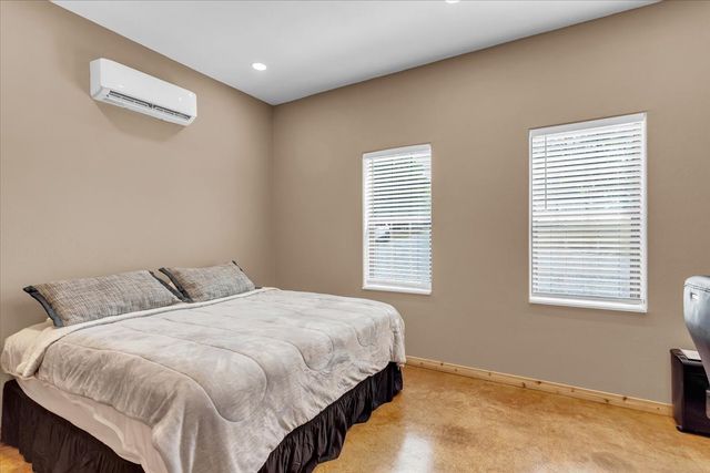 580 Homer Smith Road, Van Alstyne, TX 75495