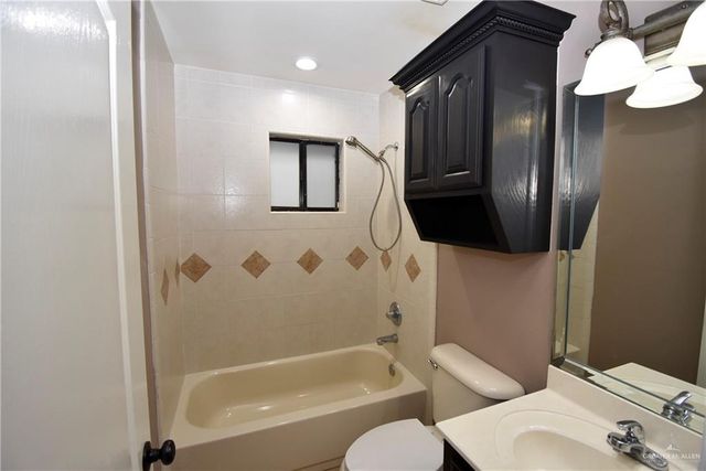 704 N Drennan Street, Edinburg, TX 78541