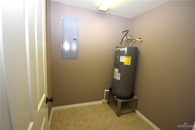 704 N Drennan Street, Edinburg, TX 78541