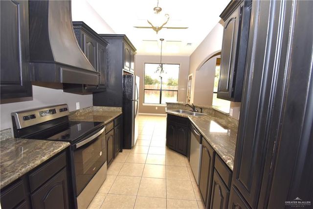 704 N Drennan Street, Edinburg, TX 78541