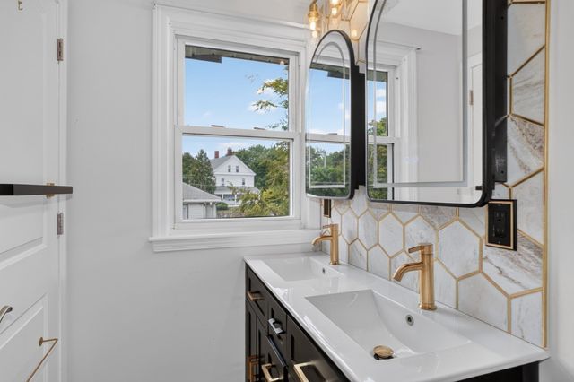 1061 Trapelo Rd, Waltham, MA 02451