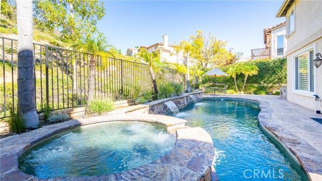 2827 Arbella, Thousand Oaks, CA 91362