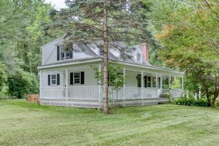 13 Oaklawn Drive, Barkhamsted, CT 06063
