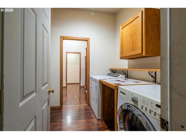 87444 WHISTLING Ln, Bandon, OR 97411