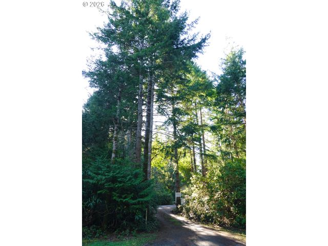 87444 WHISTLING Ln, Bandon, OR 97411