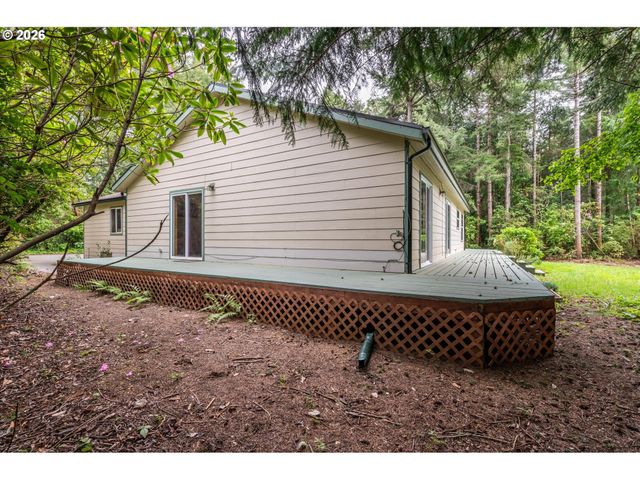 87444 WHISTLING Ln, Bandon, OR 97411