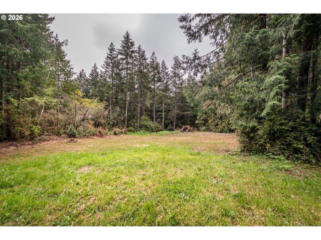 87444 WHISTLING Ln, Bandon, OR 97411