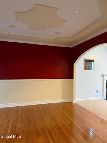 902 Shardon Court, Schenectady, NY 12306