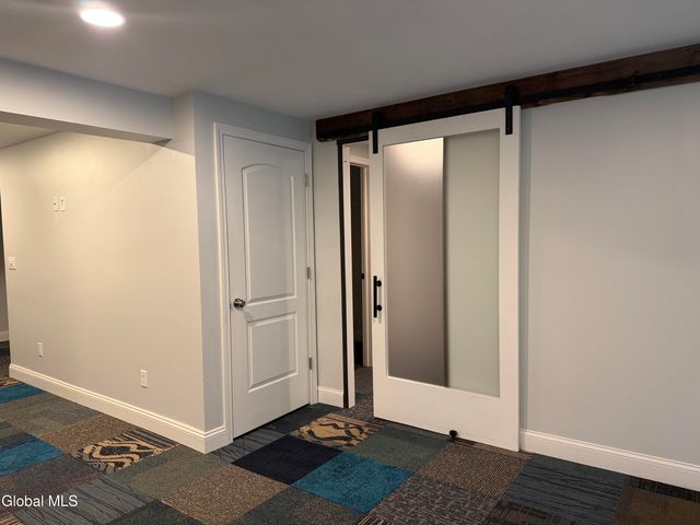 902 Shardon Court, Schenectady, NY 12306