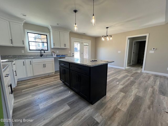 101 Hidden Valley Dr, Bardstown, KY 40004