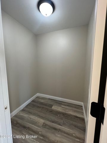 101 Hidden Valley Dr, Bardstown, KY 40004