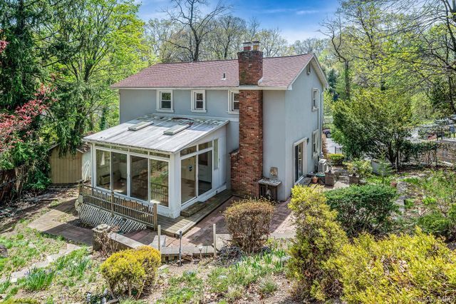 210 Mill Dam Court, Centerport, NY 11721