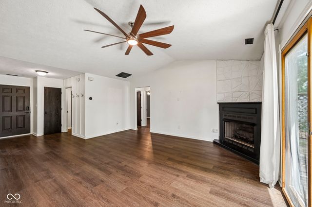 8539 Eagles Nest Drive, Avon, IN 46123
