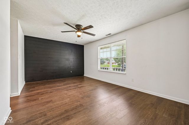 8539 Eagles Nest Drive, Avon, IN 46123