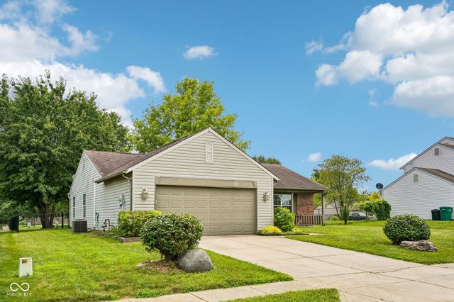 8539 Eagles Nest Drive, Avon, IN 46123