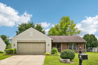 8539 Eagles Nest Drive, Avon, IN 46123