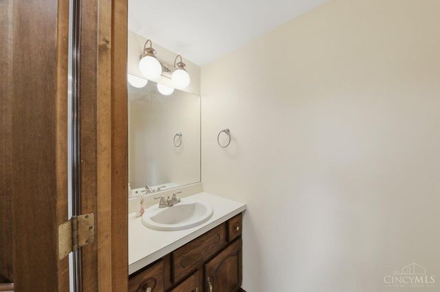 5604 Randy Drive, Fairfield, OH 45014