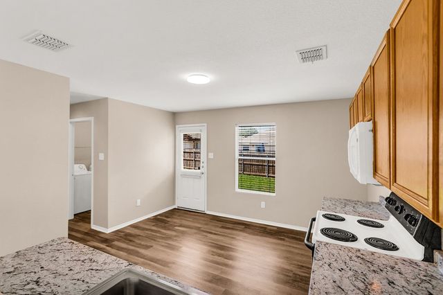 732 Poncho Lane, Fort Worth, TX 76052
