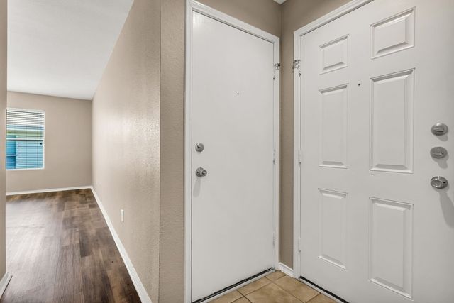 732 Poncho Lane, Fort Worth, TX 76052
