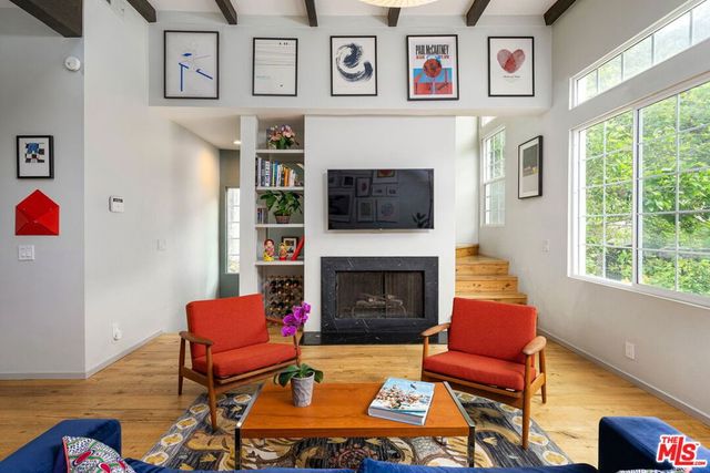 9809 Easton Drive, Beverly Hills, CA 90210