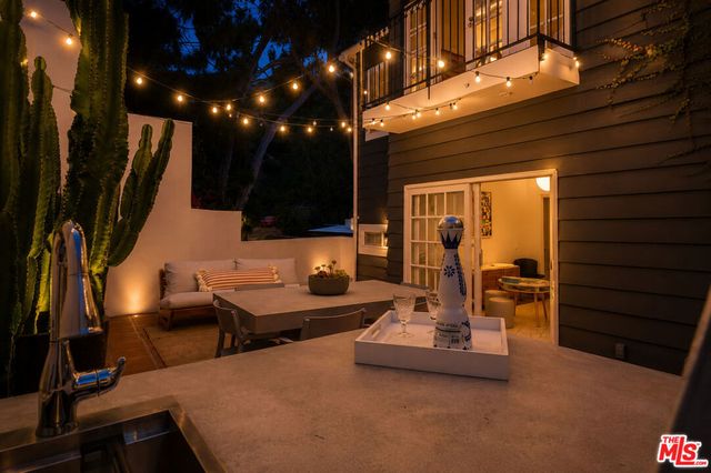 9809 Easton Drive, Beverly Hills, CA 90210