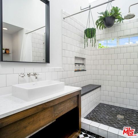 9809 Easton Drive, Beverly Hills, CA 90210