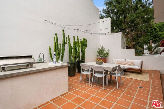9809 Easton Drive, Beverly Hills, CA 90210