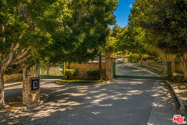 868 Braewood Court, South Pasadena, CA 91030