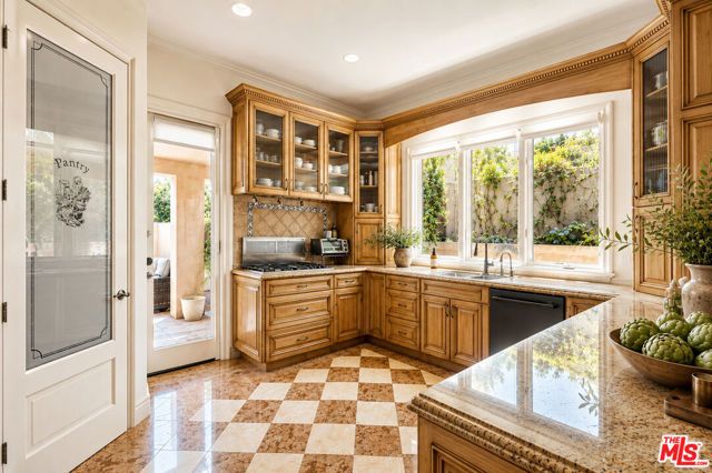 868 Braewood Court, South Pasadena, CA 91030