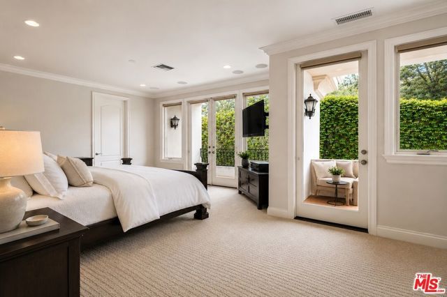 868 Braewood Court, South Pasadena, CA 91030