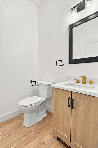 904 N Trumbull Avenue, Chicago, IL 60651
