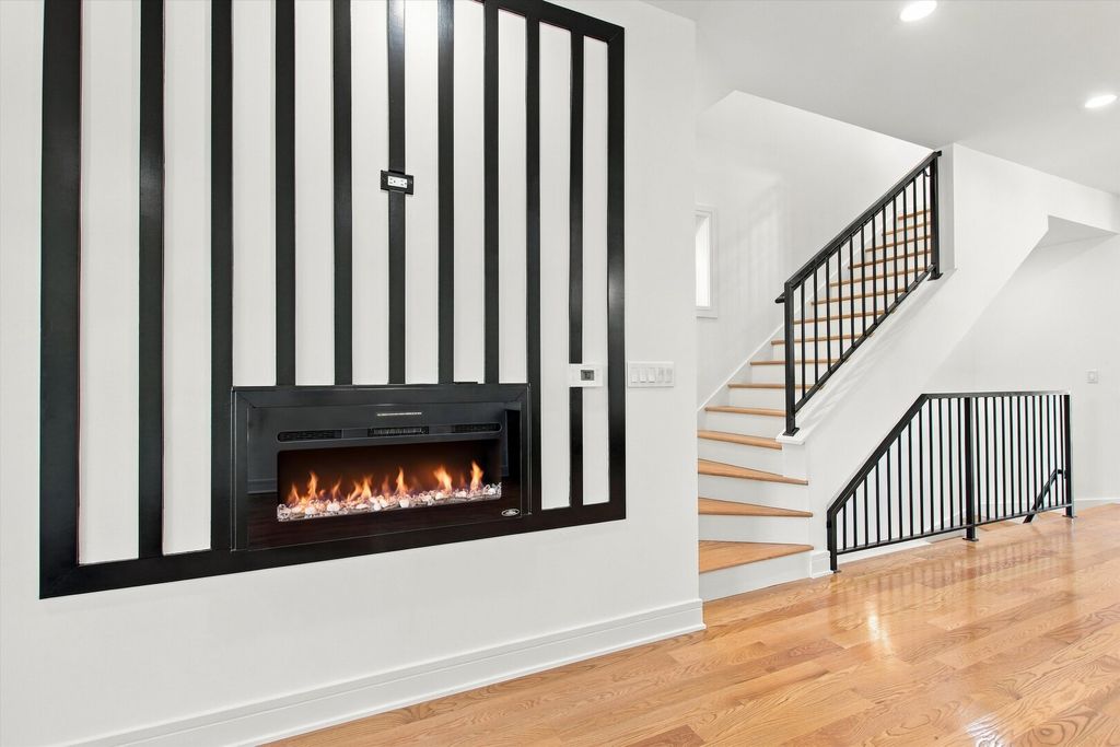 904 N Trumbull Avenue, Chicago, IL 60651 — photo 5