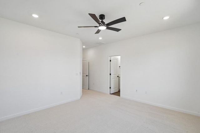 1633 Hansen Ranch Rd, Olivehurst, CA 95961