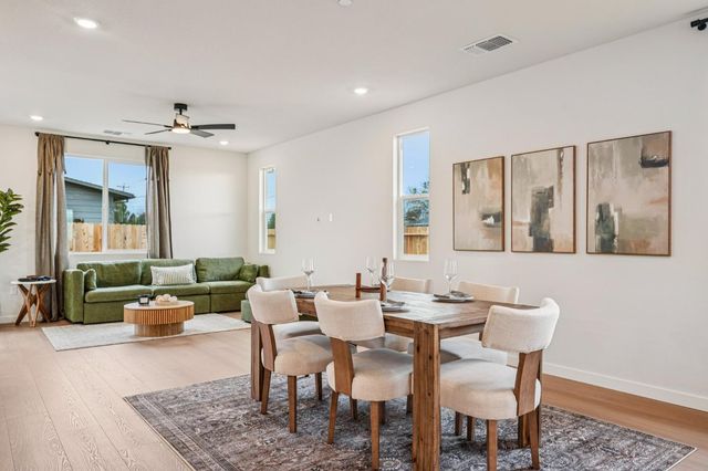 1633 Hansen Ranch Rd, Olivehurst, CA 95961