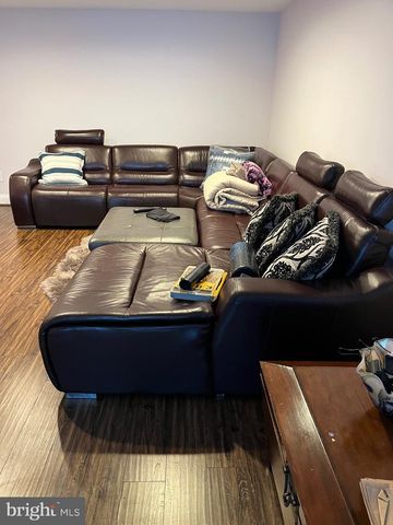 1115 JEFFRAS CT, Westminster, MD 21157