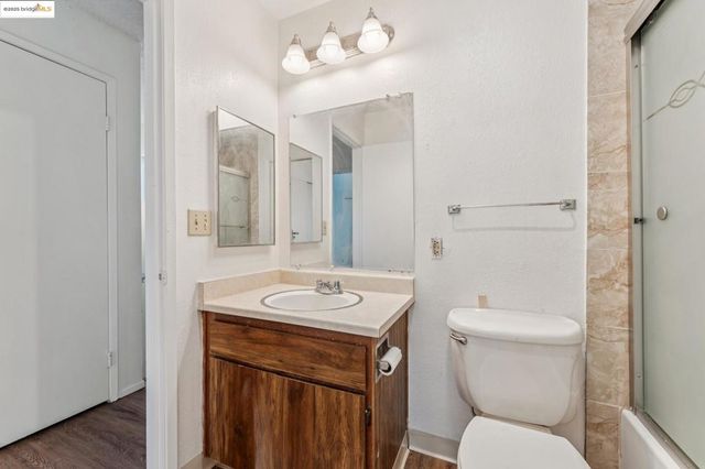 9663 Elmview, Oakland, CA 94603