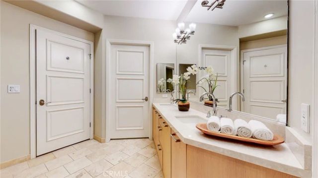 568 Caruso Avenue, Glendale, CA 91210
