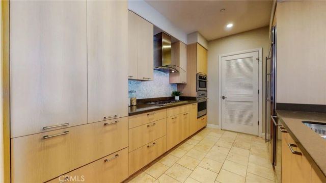 568 Caruso Avenue, Glendale, CA 91210