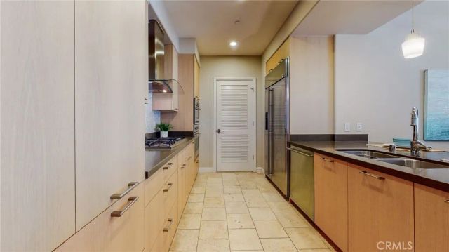568 Caruso Avenue, Glendale, CA 91210