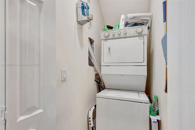 1604 Mariner Bay Blvd 1604, Fort Pierce, FL 34949