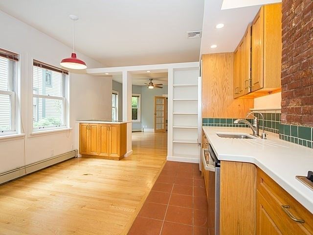 42 Fayette St, Cambridge, MA 02139