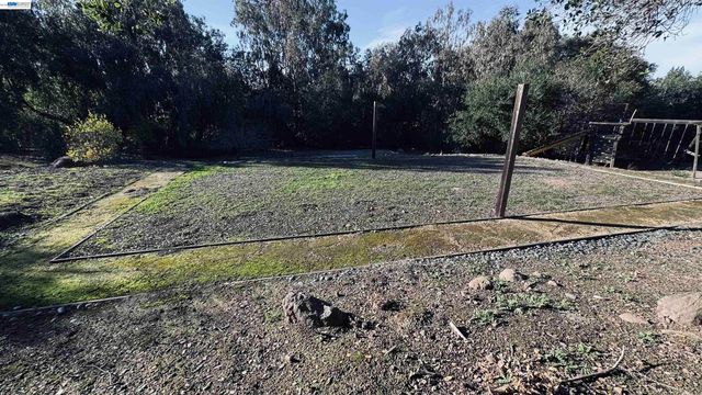 12800 Clausen Ct, Los Altos Hills, CA 94022