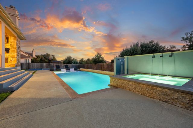 9024 Eagle Vista CT, Austin, TX 78738