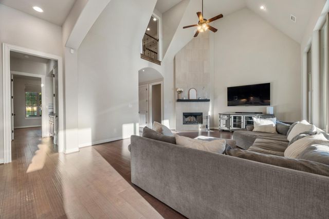 9024 Eagle Vista CT, Austin, TX 78738