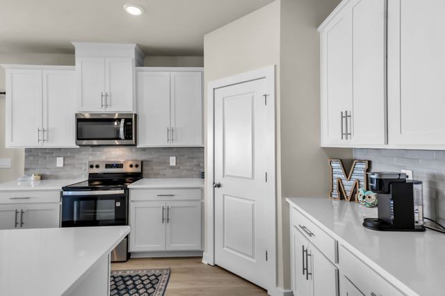 1835 Mahala Dr, Hermitage, TN 37076